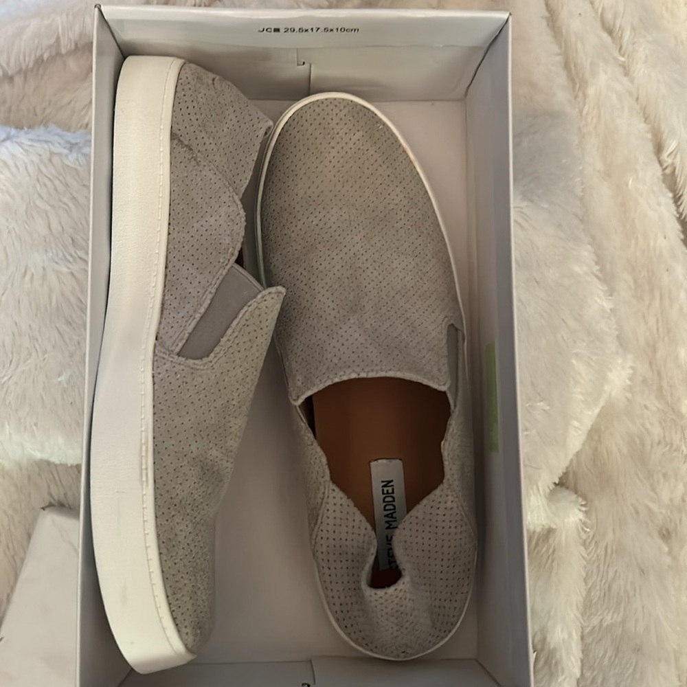 Steve Madden Gray Slip-On Sneakers - Picture 2 of 7
